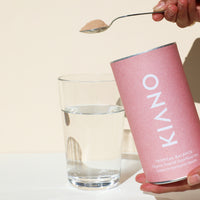 Uppfriskande tropisk smoothie för hormonhälsa med KIANOs Superfood Mix