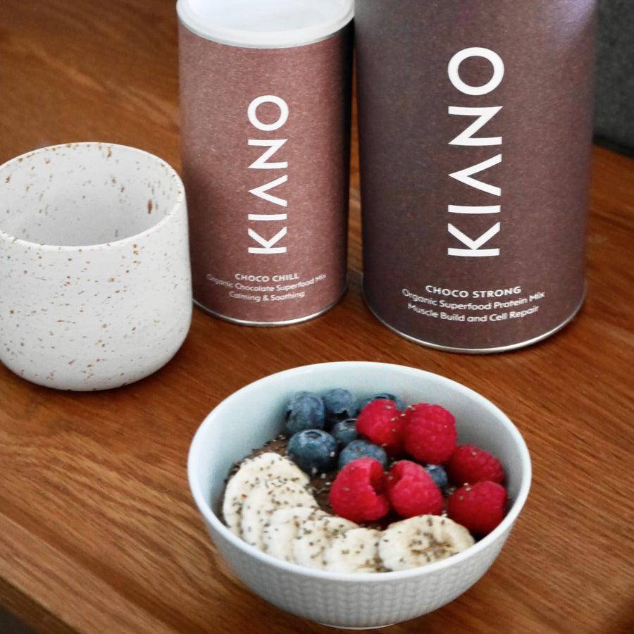 Skäm bort dig med en hälsosam chokladproteinparfait till frukost med KIANO